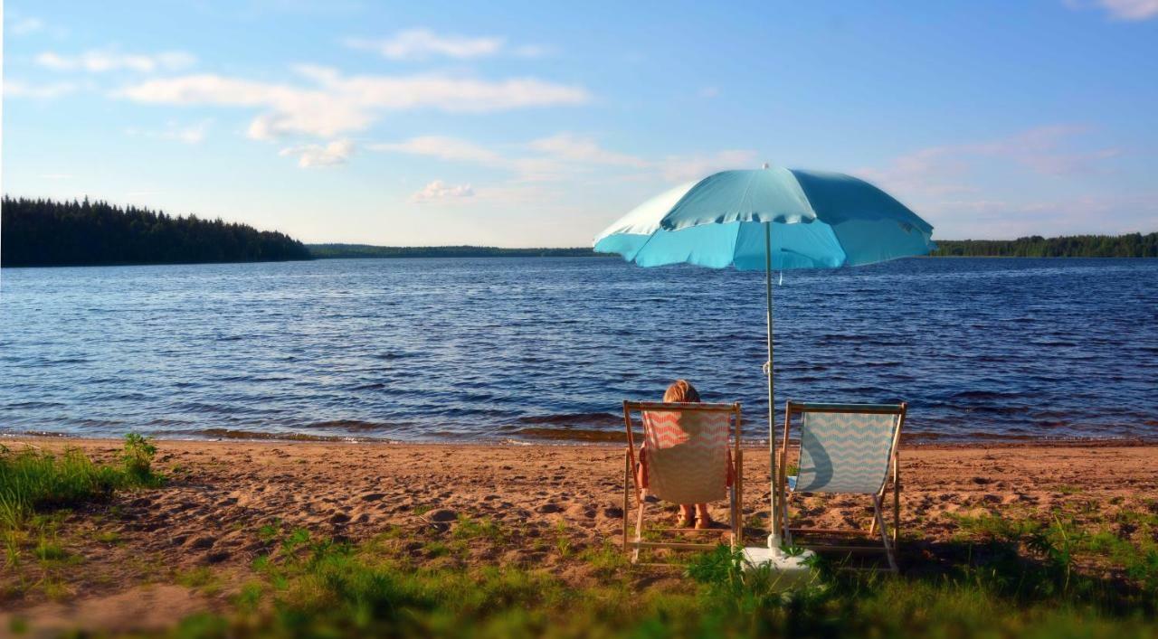 Revontuli Resort Glass Igloos Hankasalmi Bagian luar foto